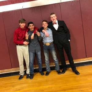 Meet your Posher, Andres